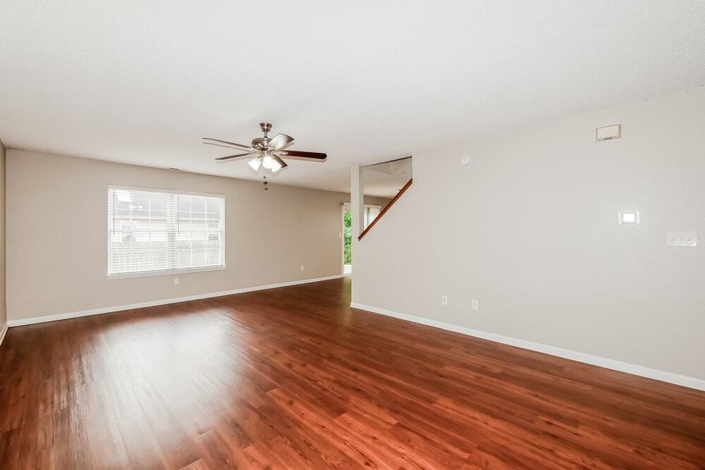 707 Deer Trail Dr - Photo 6 of 17