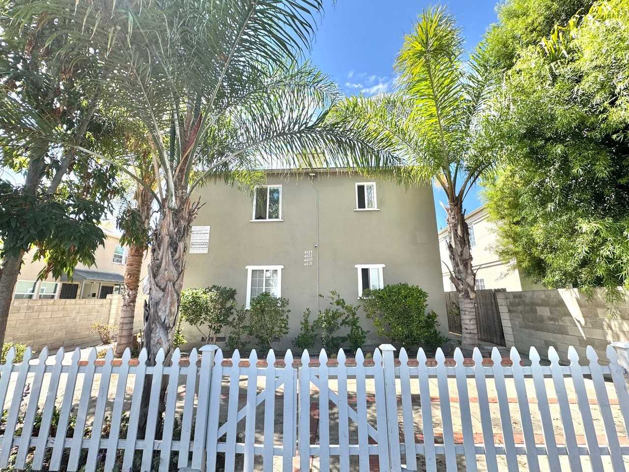 4422 Boundary St - Photo 4 of 23