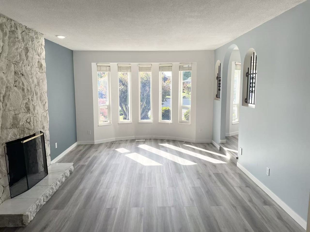 8311 Demorest Place upper - Photo 3 of 12