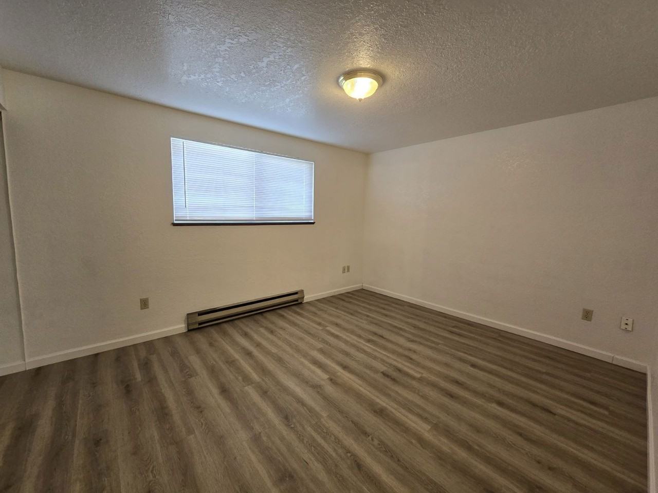 2469 Kerr St #6 - Photo 5 of 15
