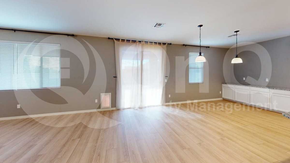 12295 North Old Mill Place - Photo 7 of 50