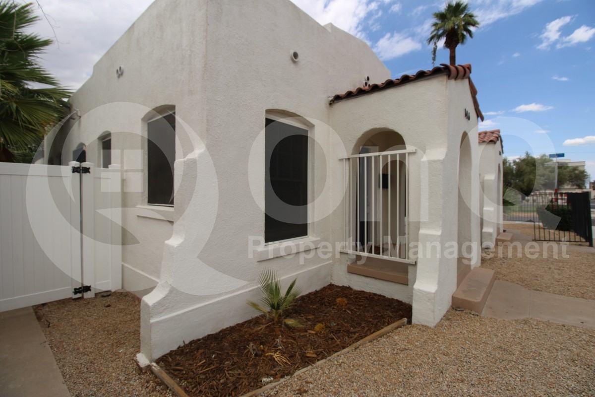 146 N 10th Ave - Photo 3 of 15