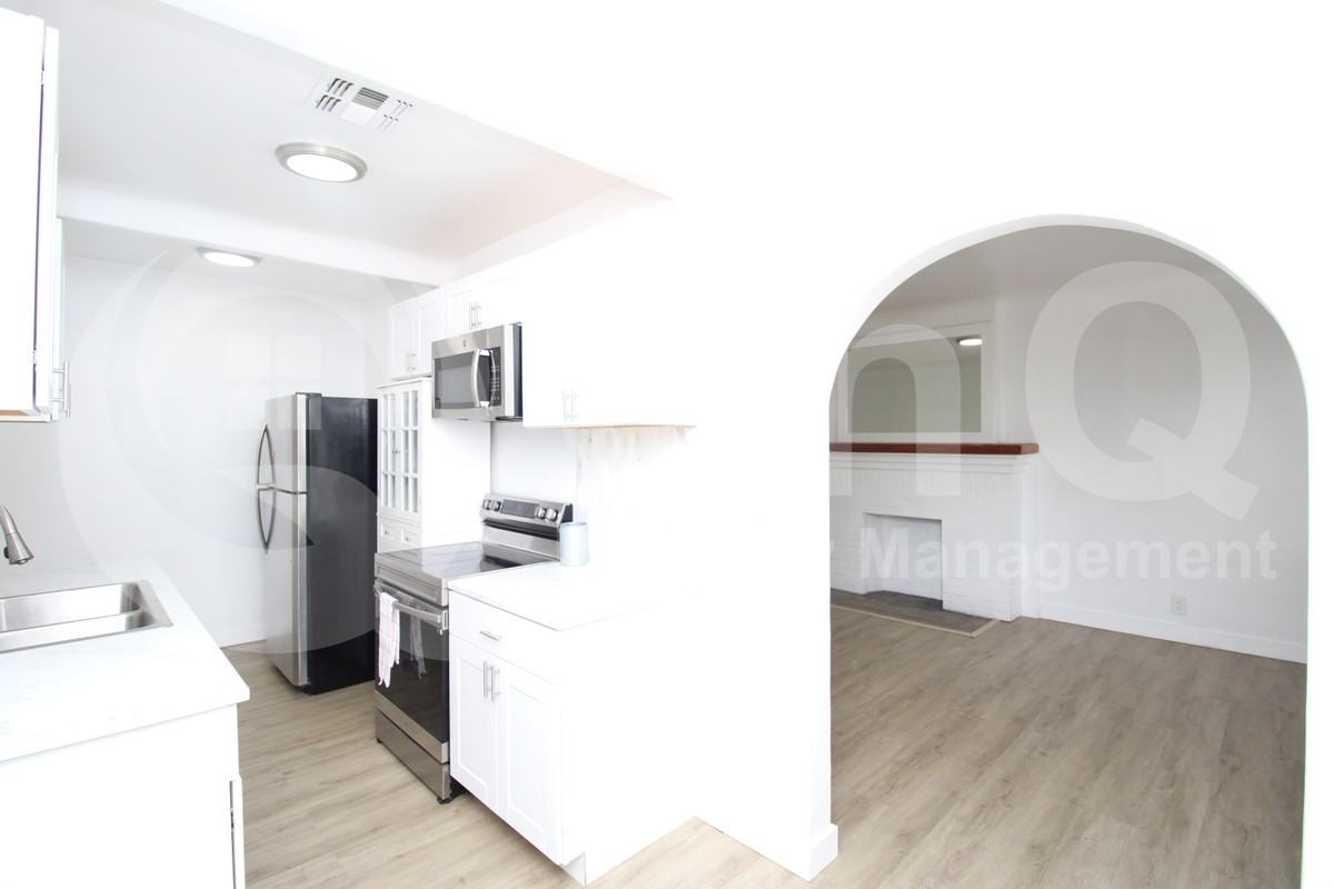 146 N 10th Ave - Photo 5 of 15