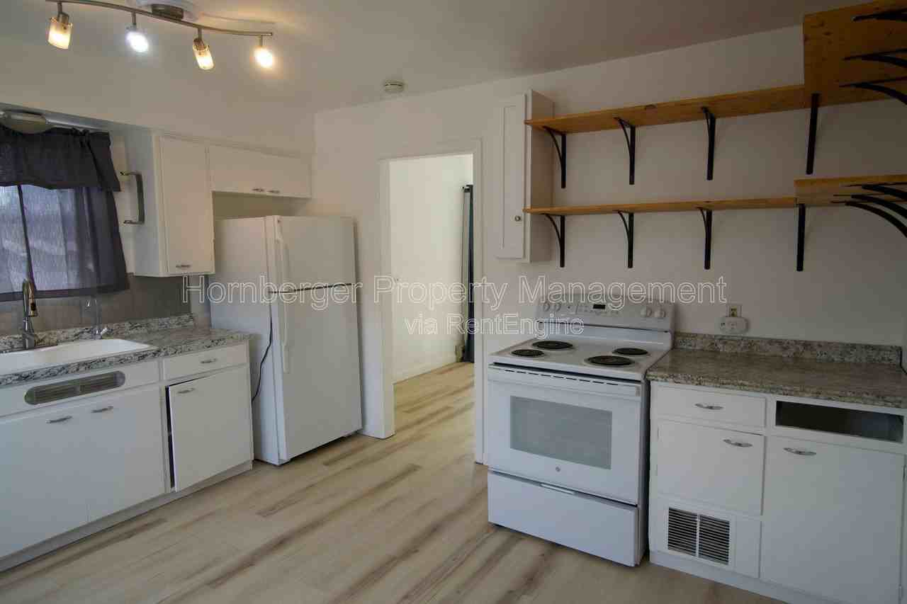 2816 East Everett Avenue #B