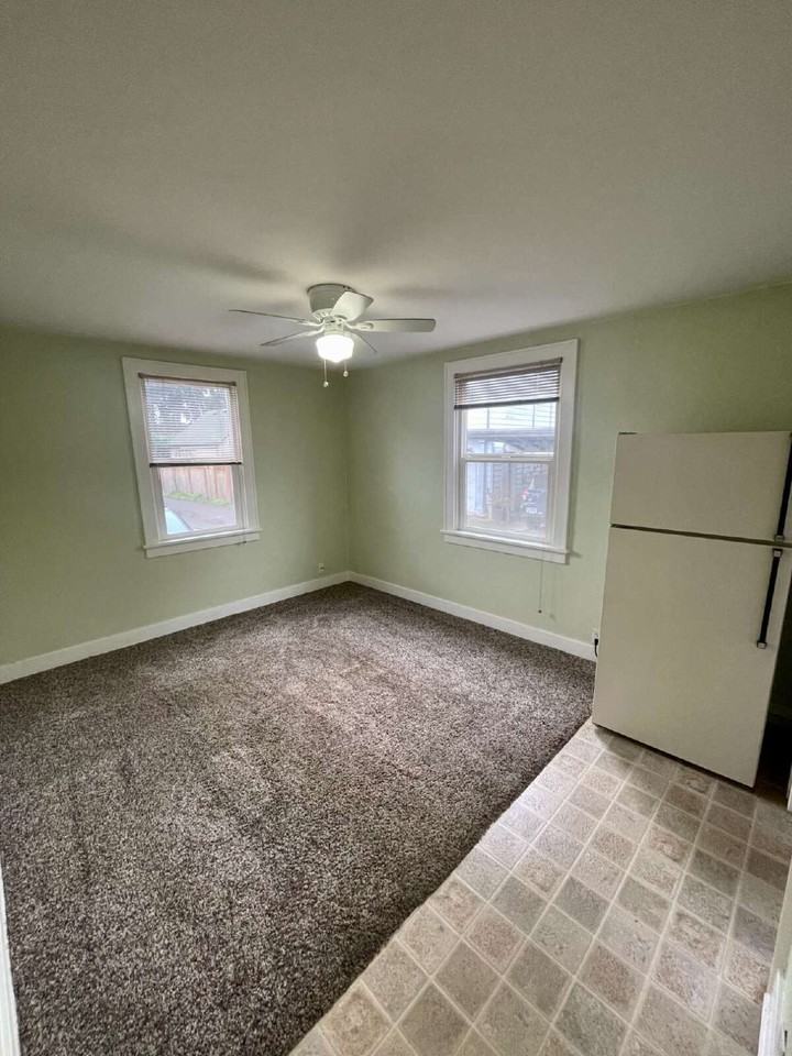 432 W 13th Ave - Photo 4 of 7