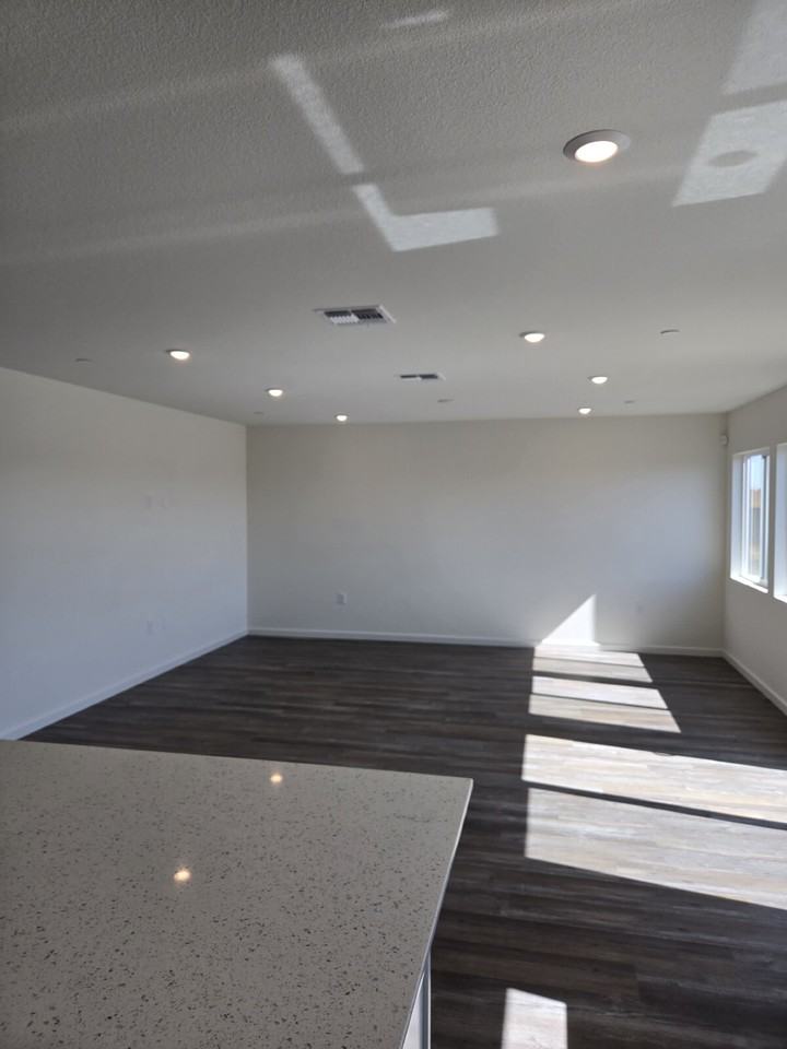 1817 Solana Dr - Photo 5 of 11