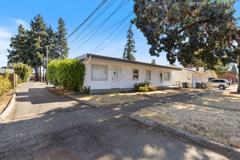 756 Sw Levens St - Photo 1 of 1