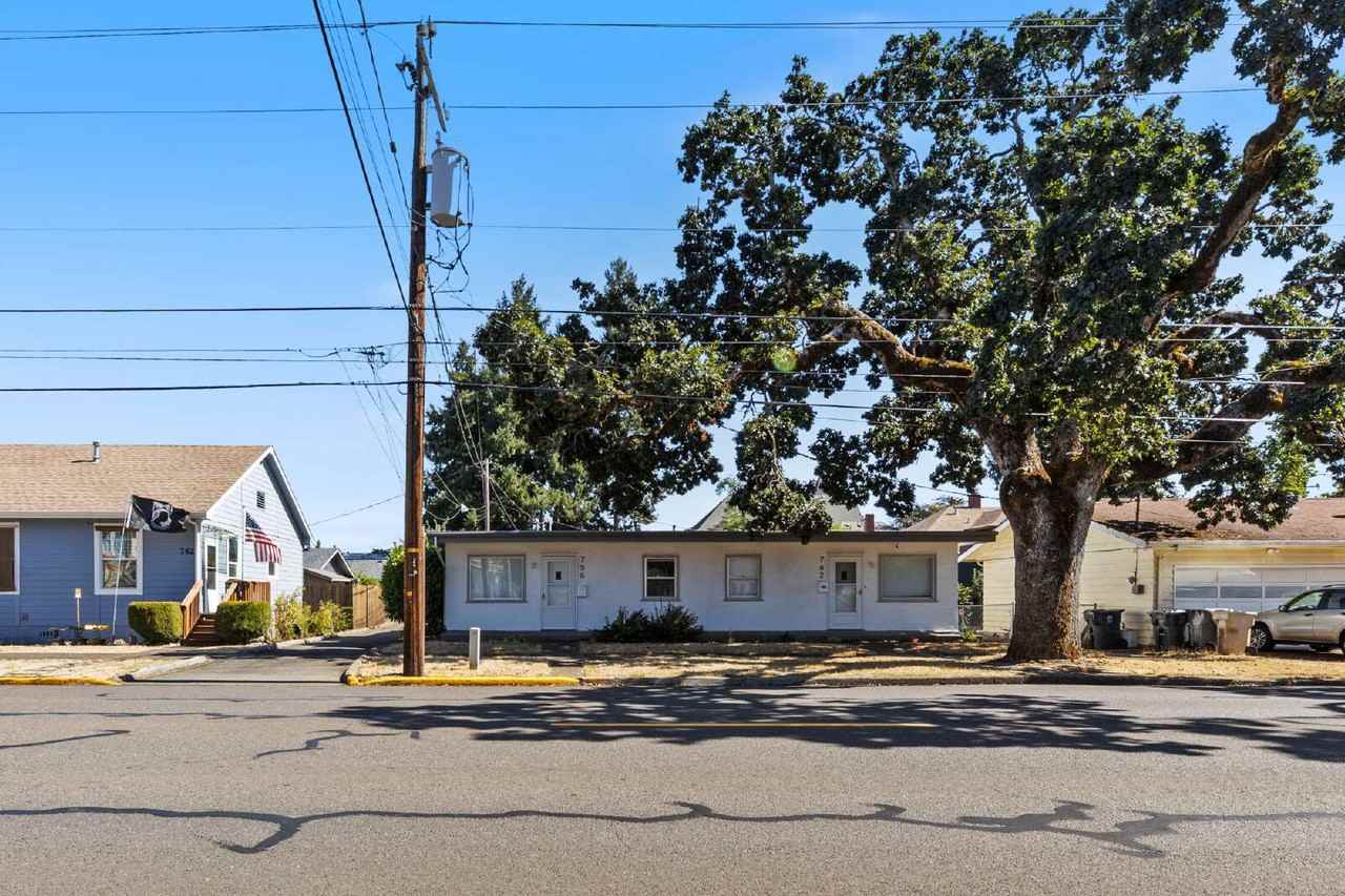 756 Sw Levens St - Photo 2 of 29