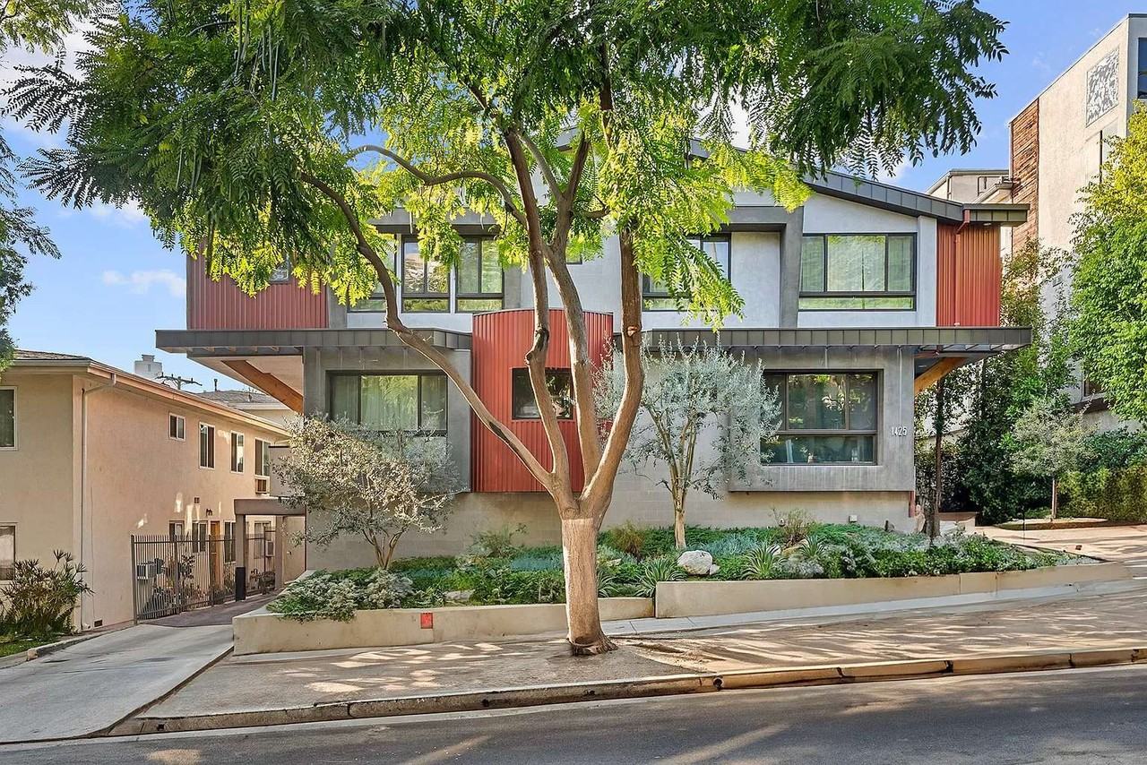 1425 N Harper Ave #1 - Photo 5 of 13