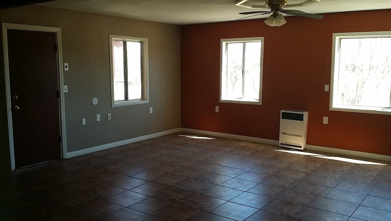 56565 Sunnyslope Dr - Photo 5 of 17