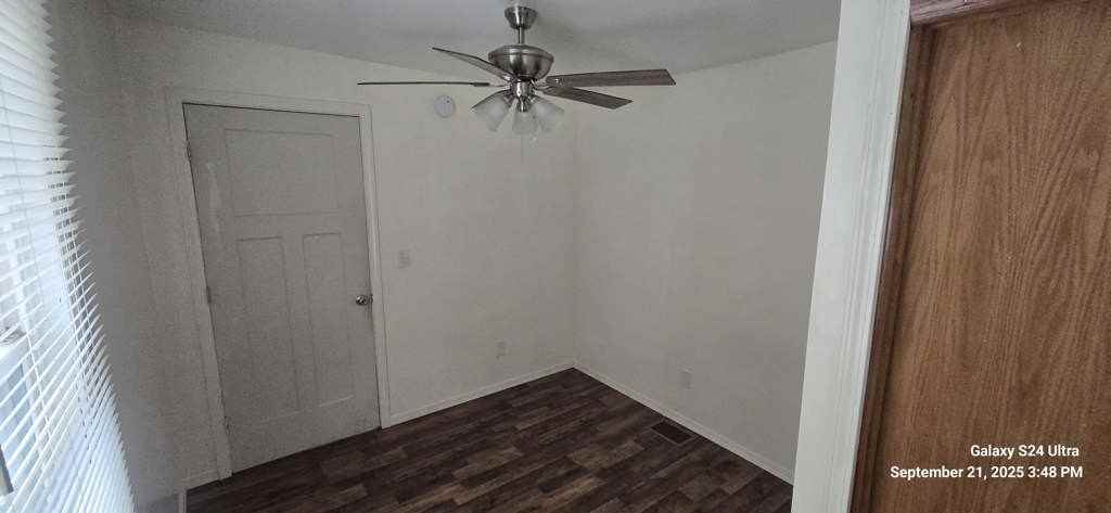 214 Sharon Ave - Photo 4 of 13