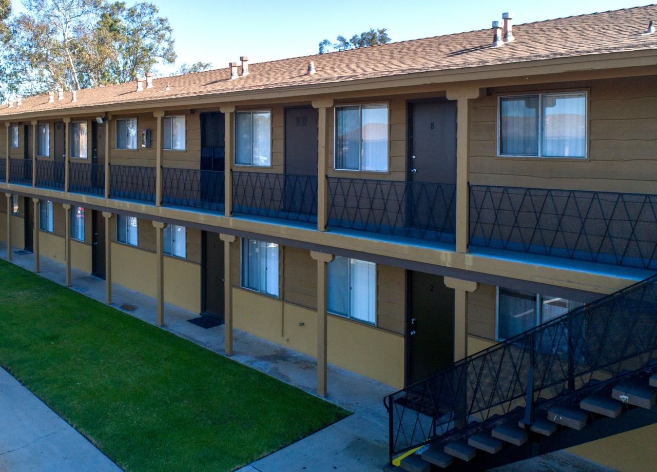 Bahia Court - Photo 7 of 7