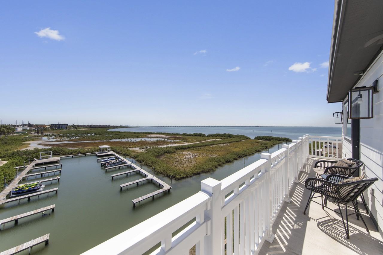 111 W Sunny Isle St #201 - Photo 7 of 37