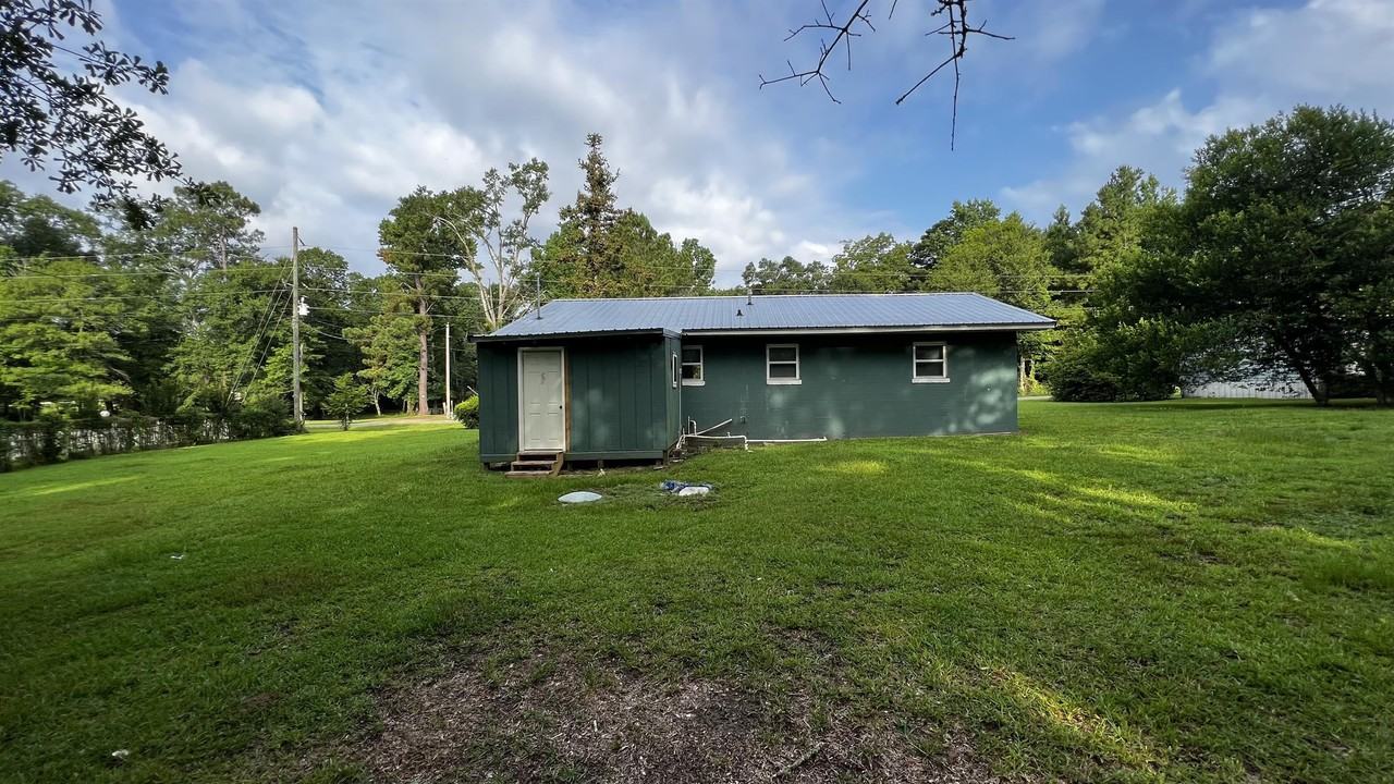 42620 Nicholsville Rd - Photo 5 of 21