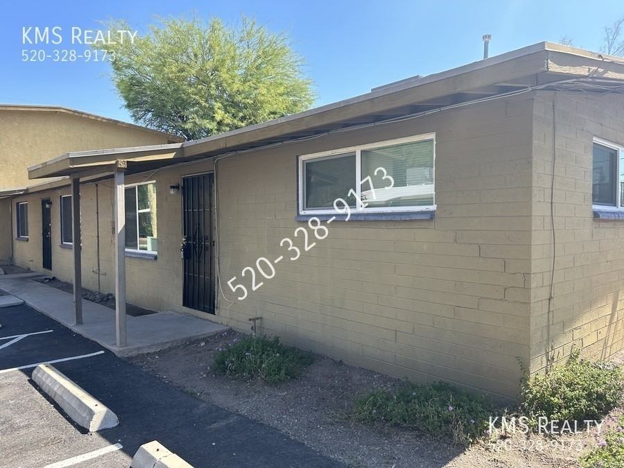 5126 E Bellevue St #2106