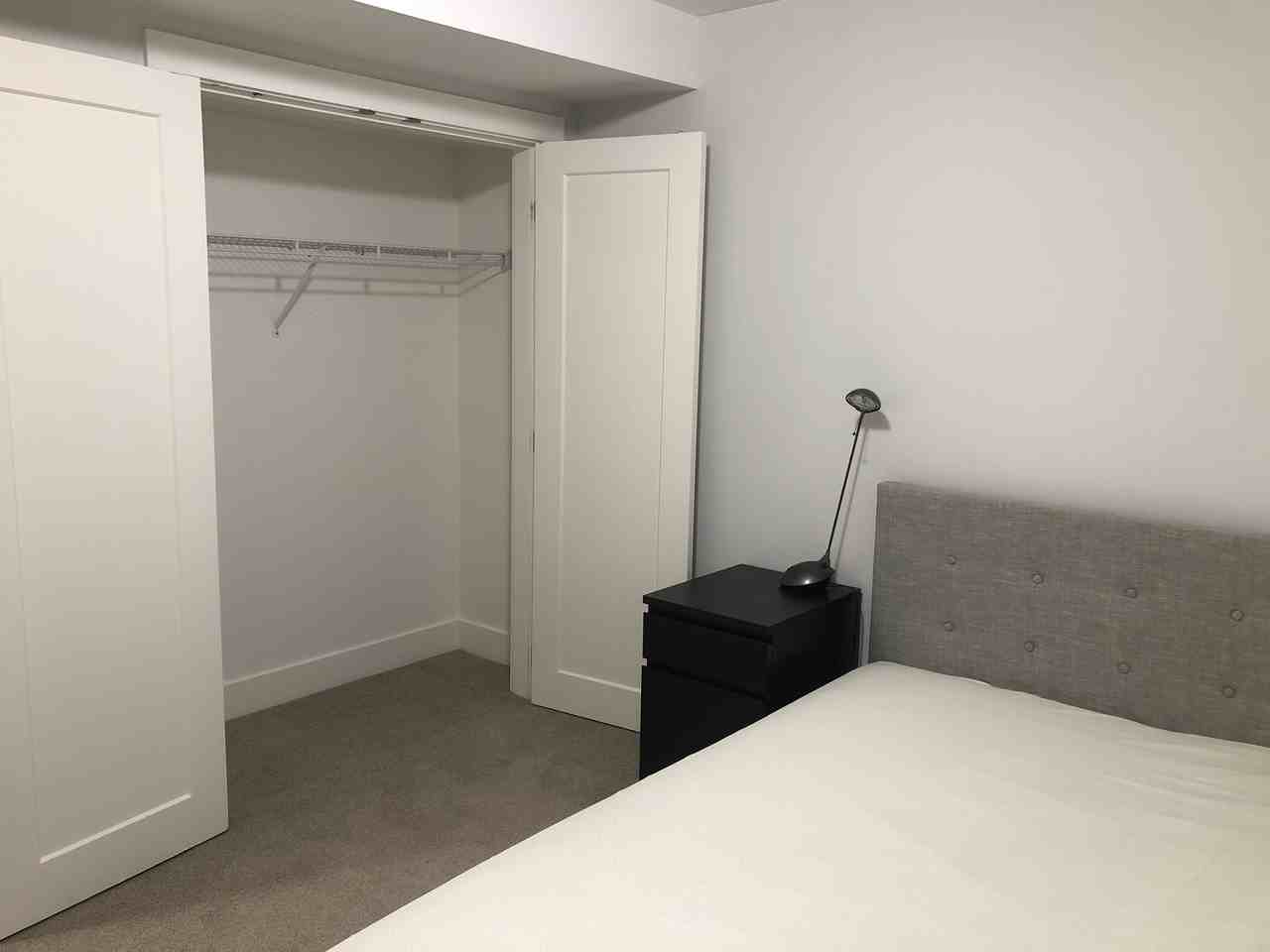 16475 21A Avenue - Photo 3 of 17