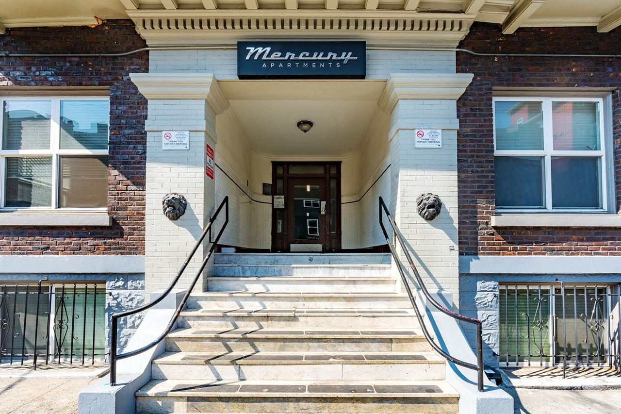 Mercury Apartments – Modern Living in a Classic Seattle Building - Photo 4 of 19