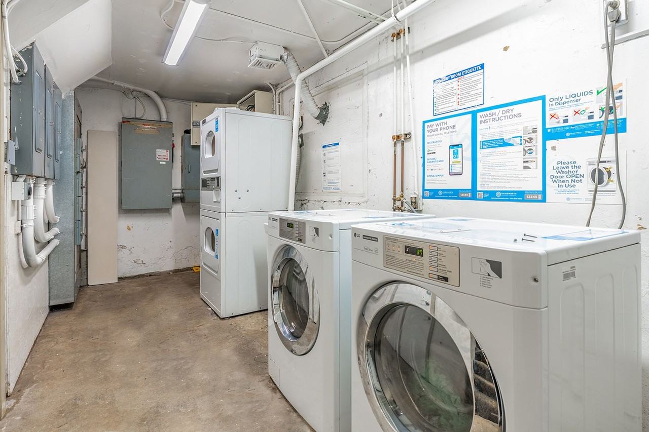 Mercury Apartments – Modern Living in a Classic Seattle Building - Photo 7 of 19