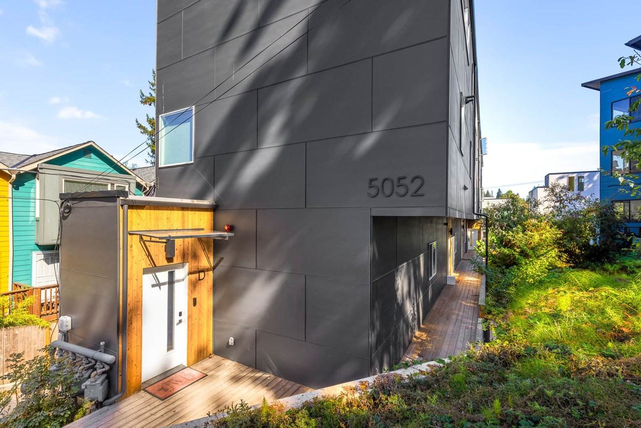 5052 Renton Ave S #A - Photo 2 of 28