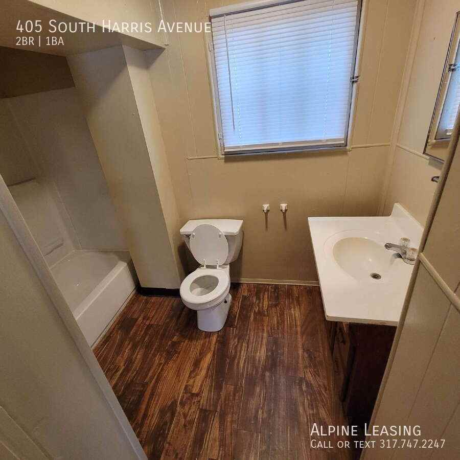 405 South Harris Avenue - Photo 5 of 6