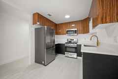 920 Everett St #E - Photo 1 of 1