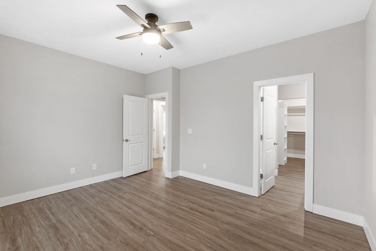 5122 Cypress Street - Photo 3 of 20