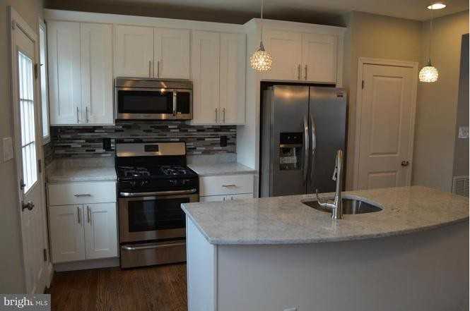 316 Division Ave Ne #NA - Photo 3 of 6