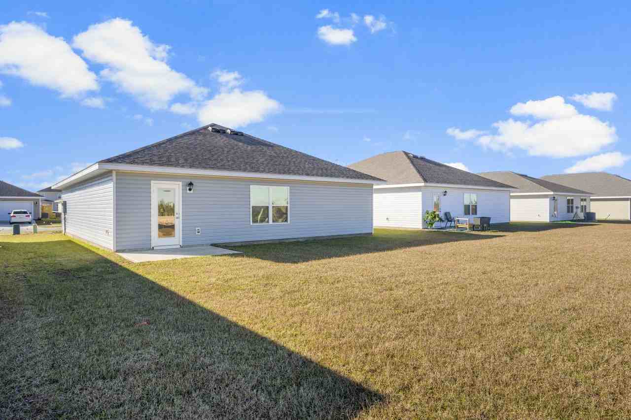 5033 Rivergrass Dr - Photo 2 of 26