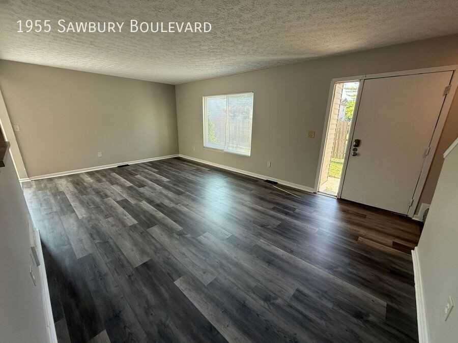 1955 Sawbury Blvd - Photo 3 of 29