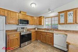 featured image of 180 North 1100 East #165