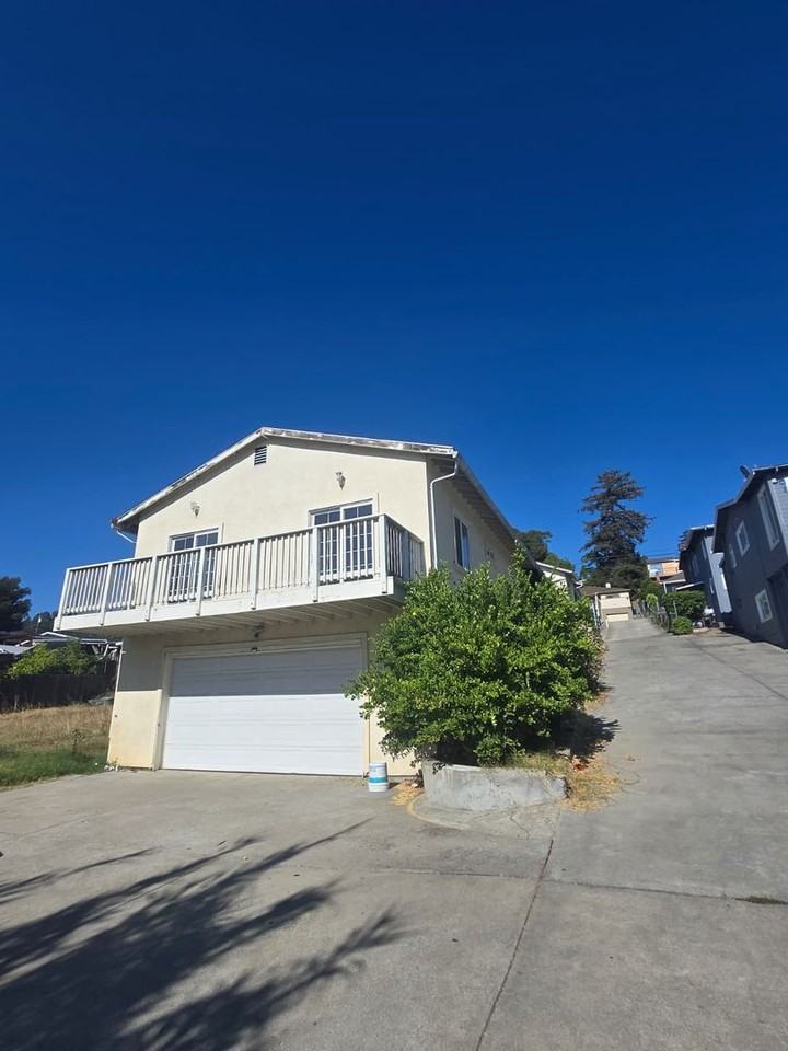 8027 Ney Ave - Photo 2 of 34