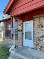 featured image of 1004 Colcord Ave