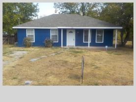 106 Pecos St - Photo 1 of 1