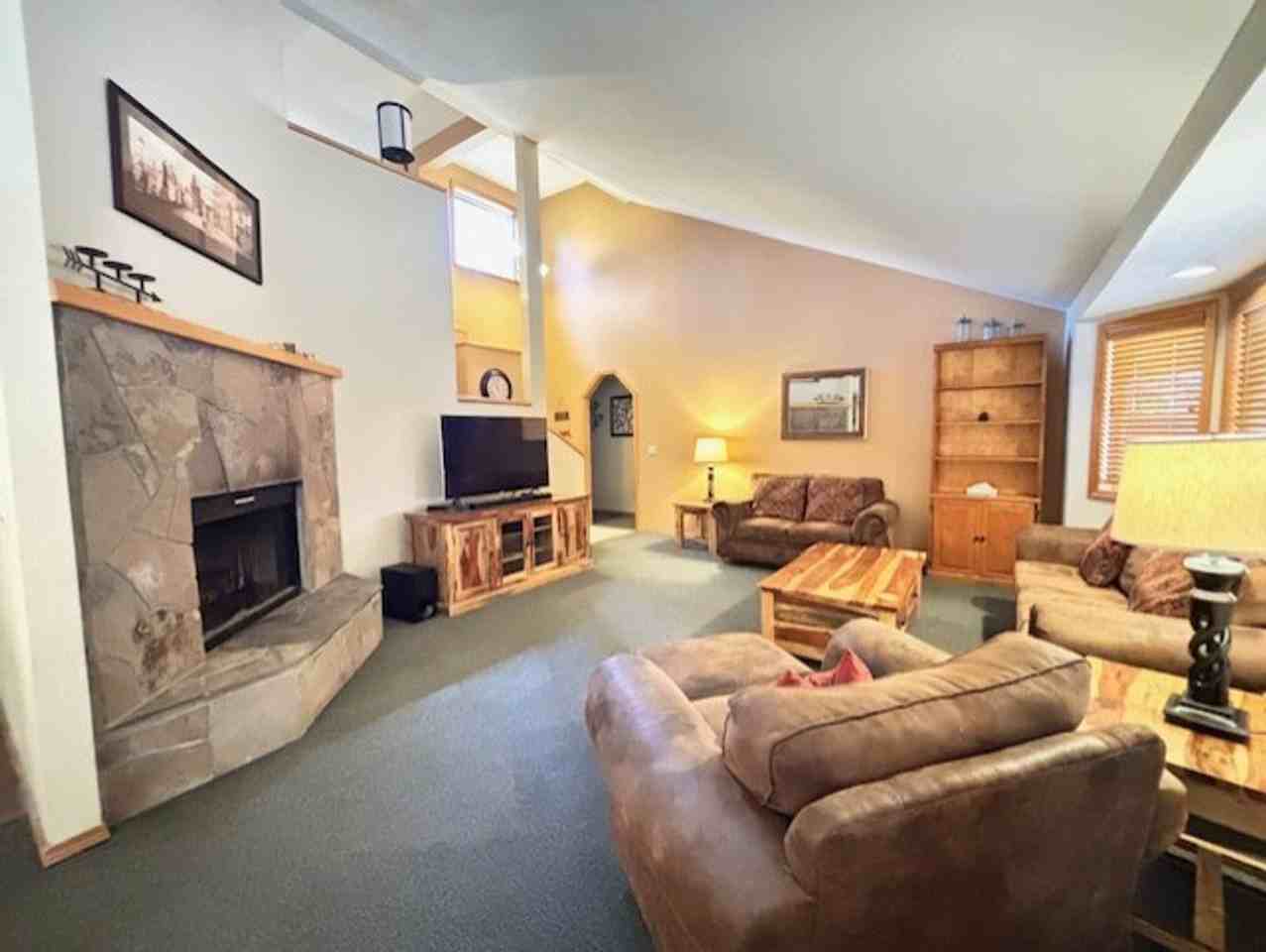 27 Gannet Ln - Photo 4 of 19