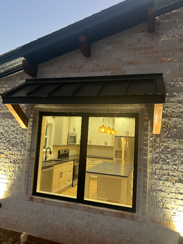 322 Inwood Dr - Photo 2 of 15