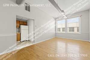 featured image of 412 Grand River Avenue #4