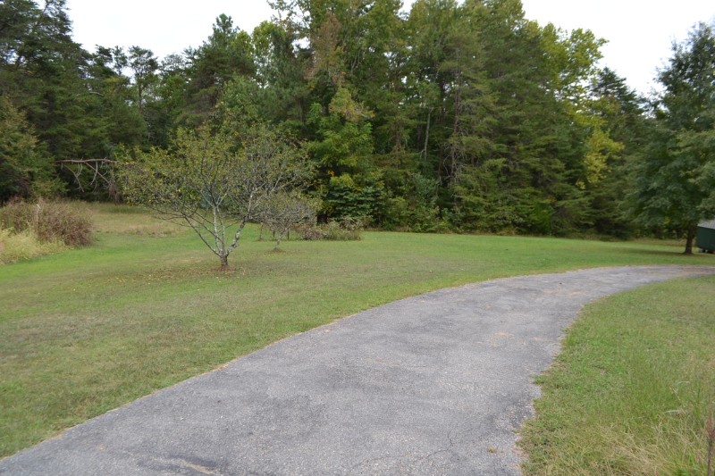 224 Mohele Rd - Photo 3 of 8