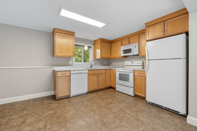 35B Prescott Rd #B - Photo 3 of 20