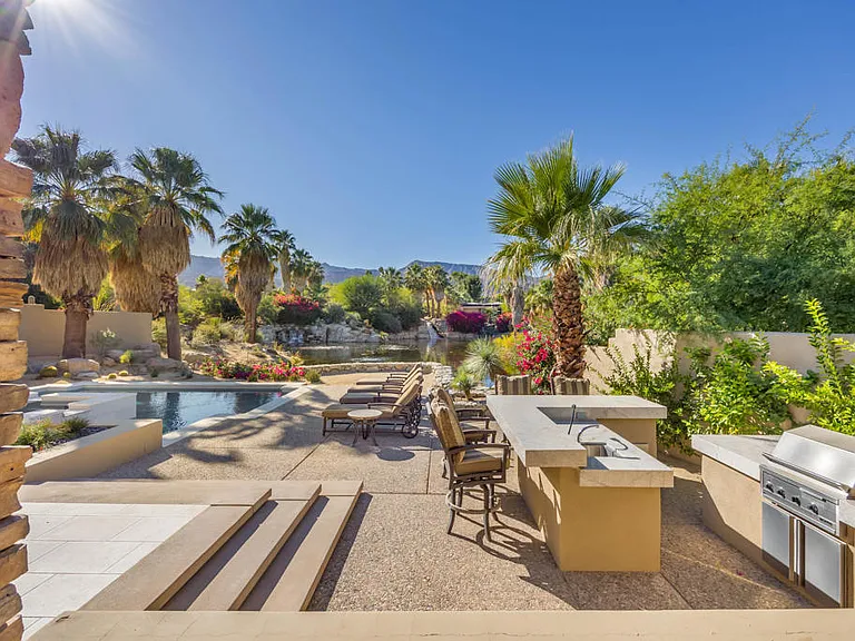 1126 Lake Vis - Photo 3 of 6