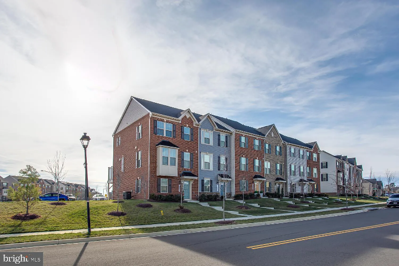 14602 Ring House Rd - Photo 2 of 19