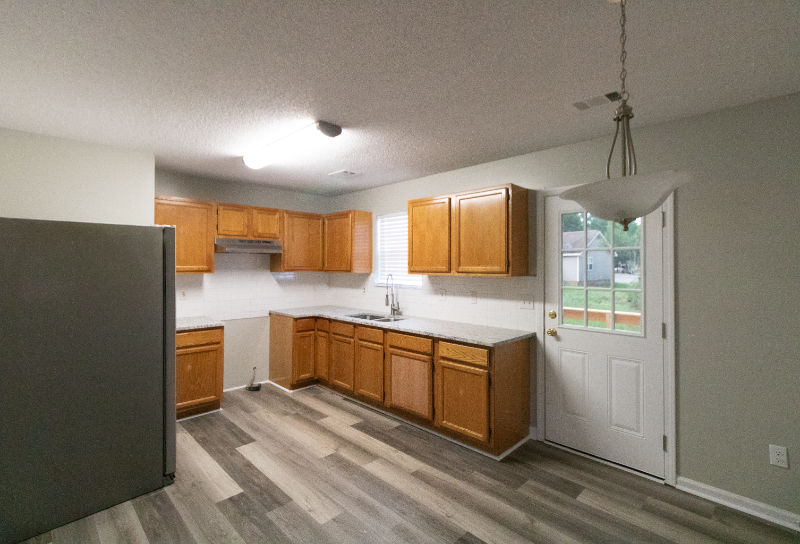 507 King Dr - Photo 3 of 15