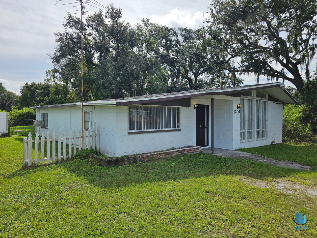 1206 South Wabash Avenue - Photo 2 of 21