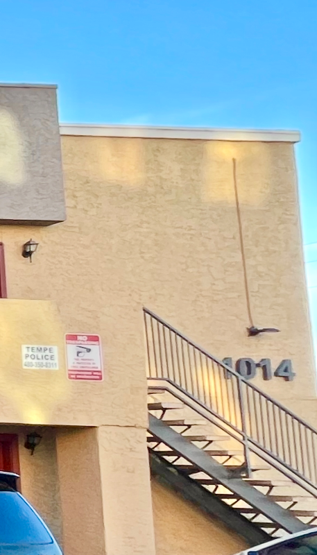 1014 E Spence Ave - Photo 4 of 50