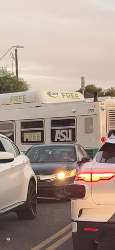 1014 E Spence Ave - Photo 7 of 50