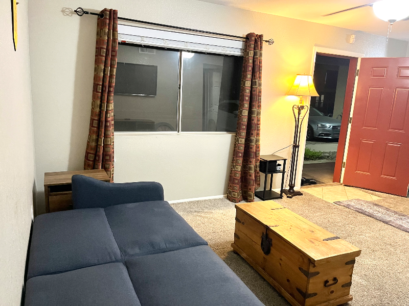 1014 E Spence Ave - Photo 6 of 47