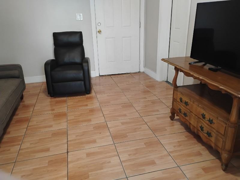 2710 38th Ave N - Photo 7 of 11