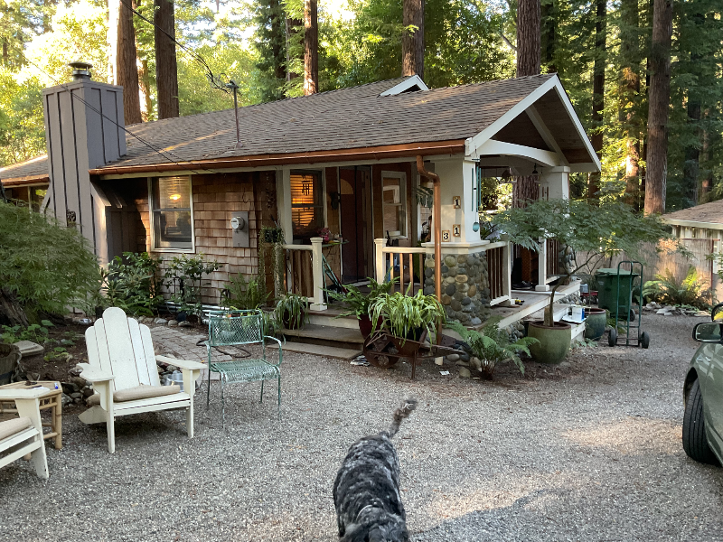 131 Redwood Way - Photo 2 of 17