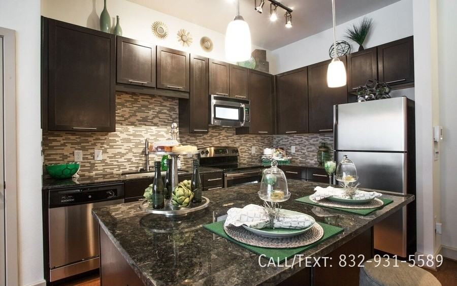 9198 Richmond Ave #LCW - Photo 2 of 17