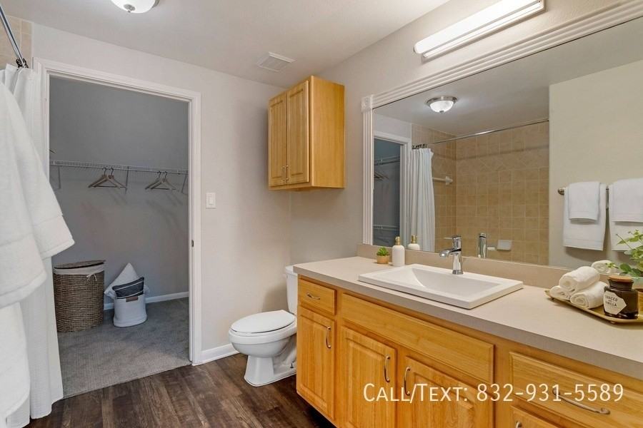 13672 Stafford Rd #MTMW - Photo 7 of 10