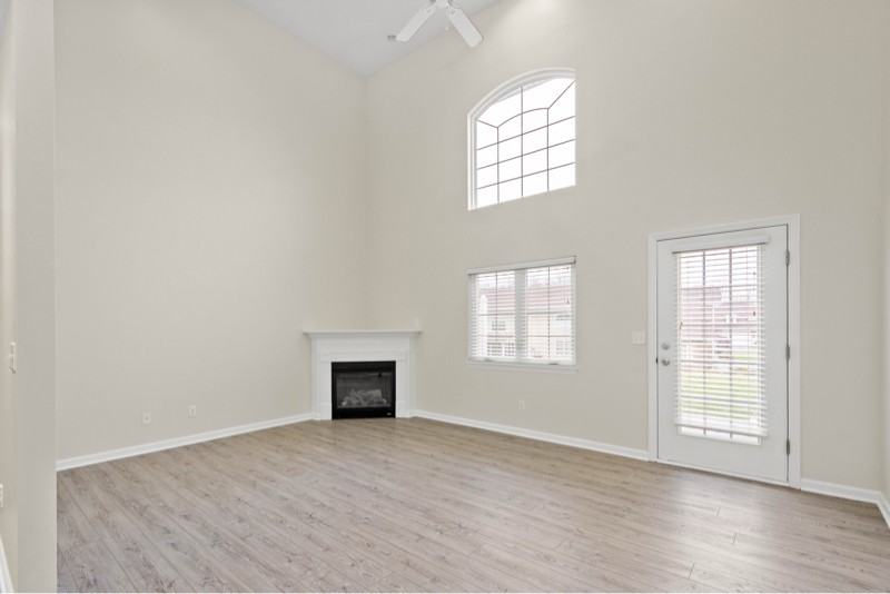 75 Nicholas Dr - Photo 5 of 22